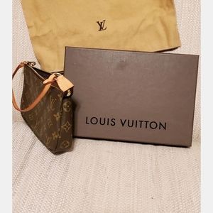 Autbentic Louis Vuitton Pochette - Vintage